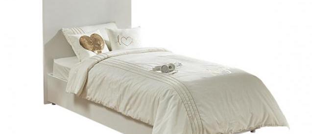 Elegant White Bedding Set (160x230)